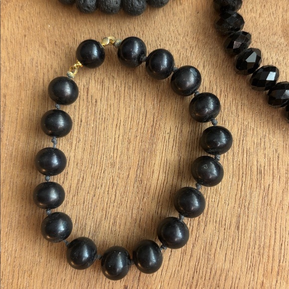 Set of Black Beaded Bracelets - Picture 4 of 7